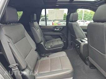 2023 Chevrolet Tahoe High Country 3LZ - miniatura 14