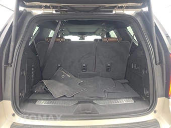 2023 Chevrolet Tahoe High Country 3LZ - miniatura 17