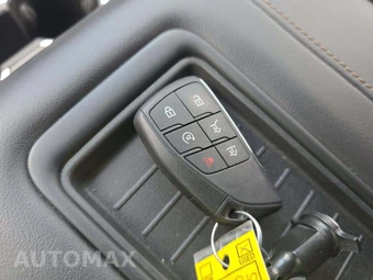 2023 Chevrolet Tahoe High Country 3LZ - miniatura 8