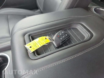 2023 Chevrolet Tahoe LT 1LT - miniatura 5