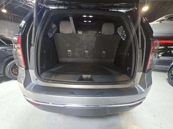 2023 Chevrolet Tahoe LT 1LT - miniatura 15