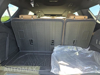 2023 Chevrolet Tahoe Premier 1LZ - miniatura 16