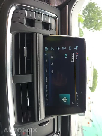 2023 Chevrolet Tahoe Z71 2Z7 - miniatura 23