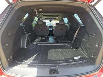 2023 Chevrolet Traverse High Country 2LZ - miniatura 12