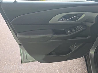 2023 Chevrolet Traverse LT Cloth 1LT – miniatura 9