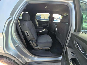 2023 Chevrolet Traverse LT Cloth 1LT - miniatura 17