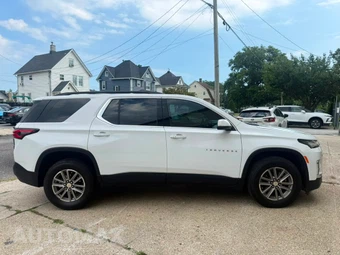 2023 Chevrolet Traverse LT Cloth 1LT - miniatura 8