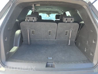 2023 Chevrolet Traverse LT Cloth 1LT - miniatura 17