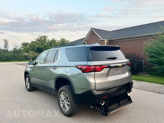 2023 Chevrolet Traverse LT Cloth 1LT - miniatura 3