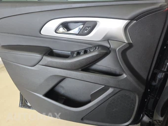 2023 Chevrolet Traverse LT Cloth 1LT - miniatura 9