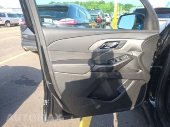 2023 Chevrolet Traverse LT Cloth 1LT - miniatura 9