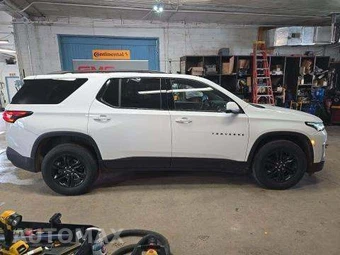 2023 Chevrolet Traverse LT Cloth 1LT - miniatura 4