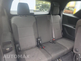 2023 Chevrolet Traverse LT Cloth 1LT - miniatura 14
