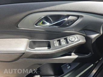 2023 Chevrolet Traverse LT Cloth 1LT - miniatura 9