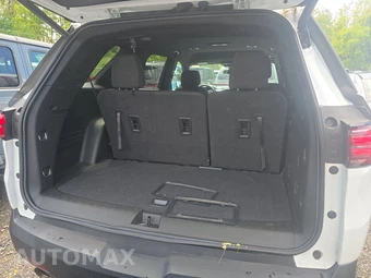 2023 Chevrolet Traverse LT Cloth 1LT - miniatura 17
