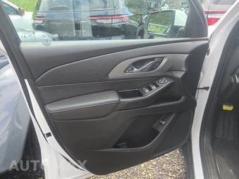 2023 Chevrolet Traverse LT Cloth 1LT - miniatura 9