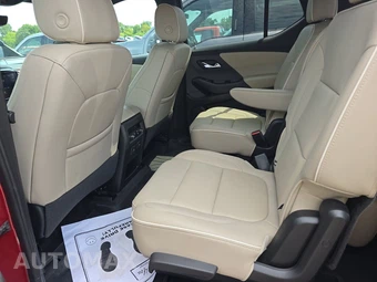 2023 Chevrolet Traverse Premier 1LZ - miniatura 9