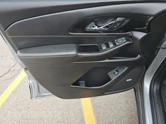 2023 Chevrolet Traverse RS 2LT - miniatura 9
