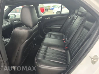 2023 Chrysler 300 300S – miniatura 13
