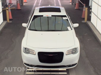 2023 Chrysler 300 300S - miniatura 2