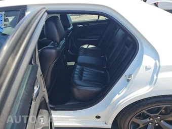 2023 Chrysler 300 300S – miniatura 10