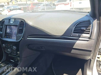 2023 Chrysler 300 300S – miniatura 16
