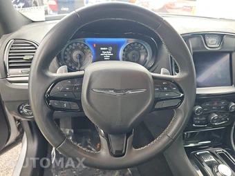 2023 Chrysler 300 300S – miniatura 10
