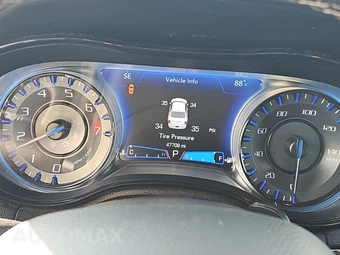 2023 Chrysler 300 300S – miniatura 12
