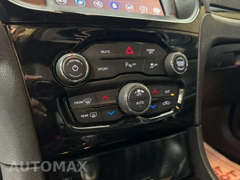 2023 Chrysler 300 300S - miniatura 21