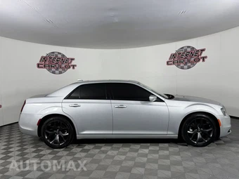 2023 Chrysler 300 300S - miniatura 8