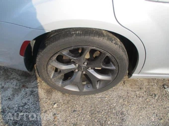 2023 Chrysler 300 300S – miniatura 5
