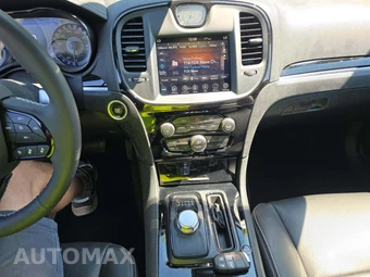 2023 Chrysler 300 300S - miniatura 7