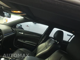 2023 Chrysler 300 300S - miniatura 22