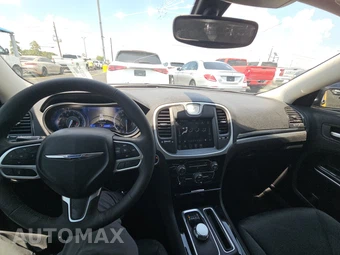 2023 Chrysler 300 Touring - miniatura 11