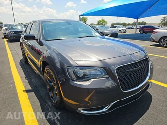 2023 Chrysler 300 Touring - miniatura 3