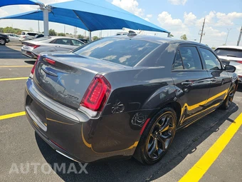 2023 Chrysler 300 Touring - miniatura 4