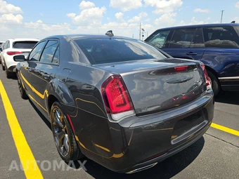 2023 Chrysler 300 Touring - miniatura 6