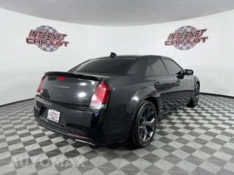 2023 Chrysler 300 Touring - miniatura 7