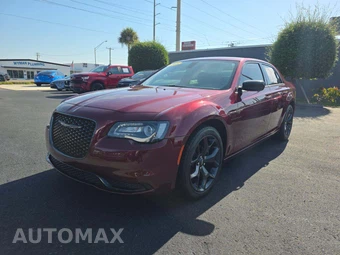 2023 Chrysler 300 Touring