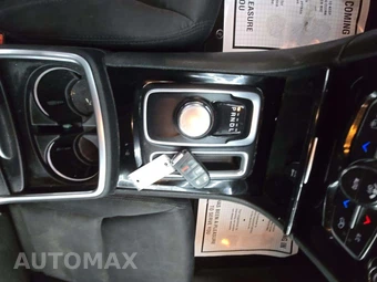 2023 Chrysler 300 Touring – miniatura 5