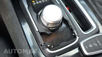 2023 Chrysler 300 Touring – miniatura 23