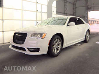2023 Chrysler 300 Touring - car from the USA, Manheim Buy-Now listing at AUTOMAX