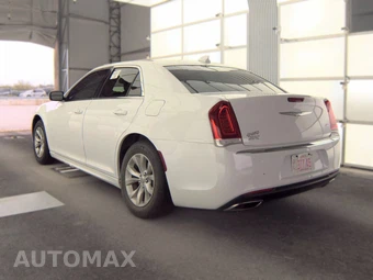 2023 Chrysler 300 Touring - miniatura 6