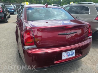 2023 Chrysler 300 Touring L – miniatura 5