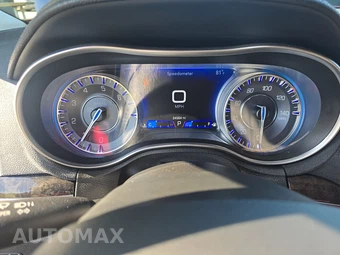 2023 Chrysler 300 Touring L – miniatura 12