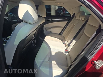 2023 Chrysler 300 Touring L – miniatura 13