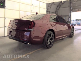 2023 Chrysler 300 Touring L – miniatura 4