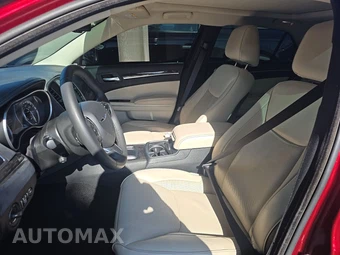 2023 Chrysler 300 Touring L – miniatura 7