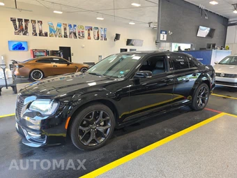 2023 Chrysler 300 Touring L