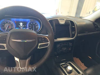 2023 Chrysler 300 Touring L - miniatura 11